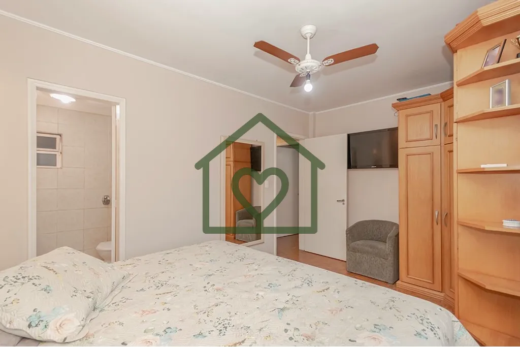 Imagem Descubra o seu novo lar em Porto Alegre! Este excelente apartamento de 130 metros quadrados, localiz...