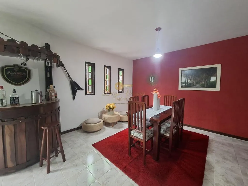 Imagem Casa para Venda em Teresópolis / no bairro Albuquerque
