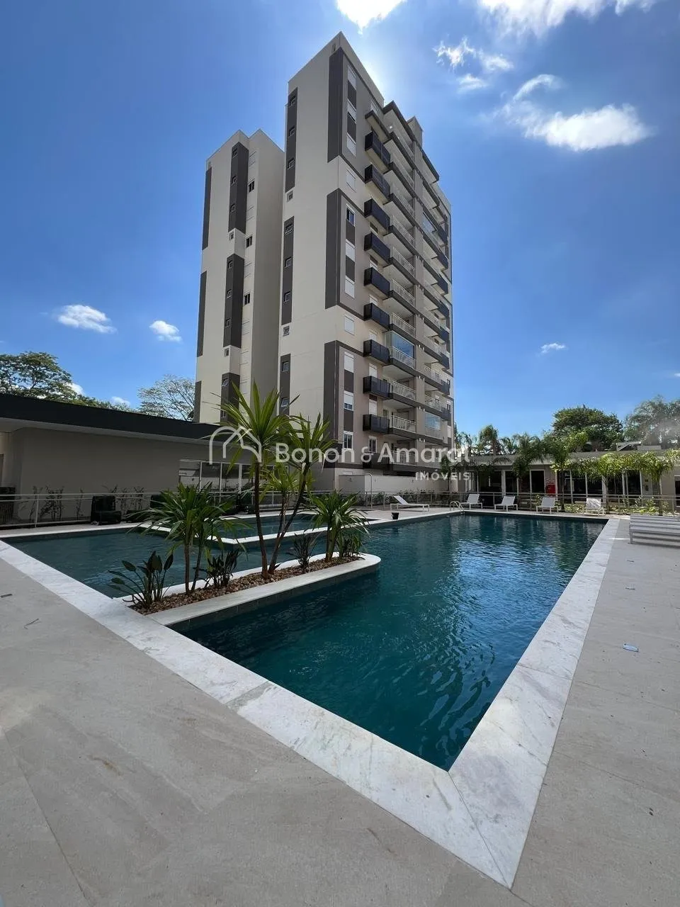Imagem Excelente apartamento de 97 m2, nunca habitado, com planejados