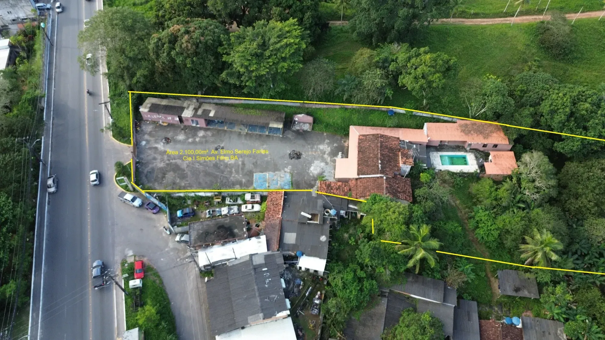 Foto do imóvel Terreno à Venda, 2100 metros em Centro - Simões Filho