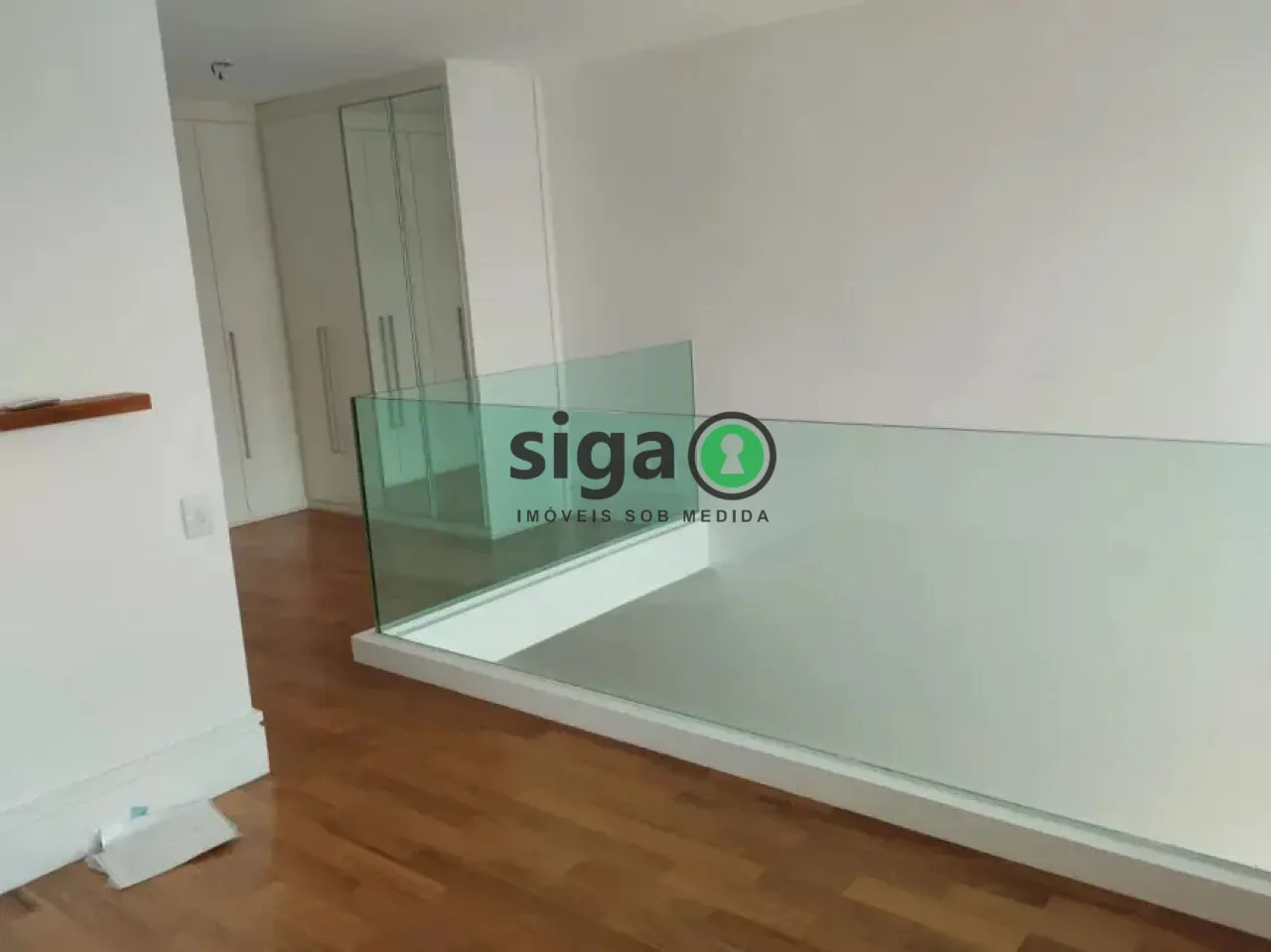 Imagem Loft de Alto Padrão na Vila Madalena - Vista Aberta, 2 Vagas e Próximo à Praça do Pôr do Sol