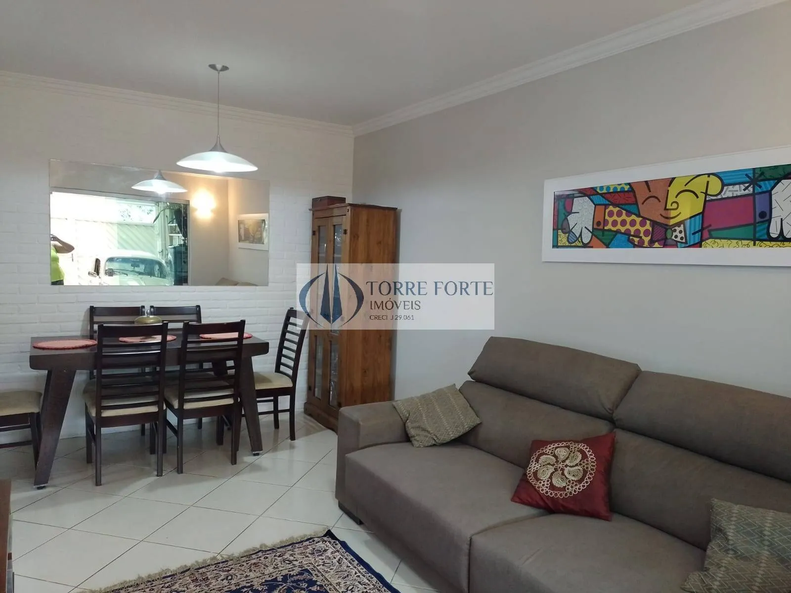 Imagem linda casa 3 dormitórios, com 2 vagas em ótima localização