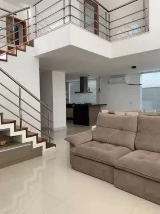 Imagem Casa de condomínio à venda- Mont Blanc