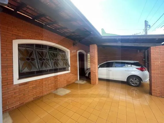 Imagem casa a venda em Botucatu na Vila Maria