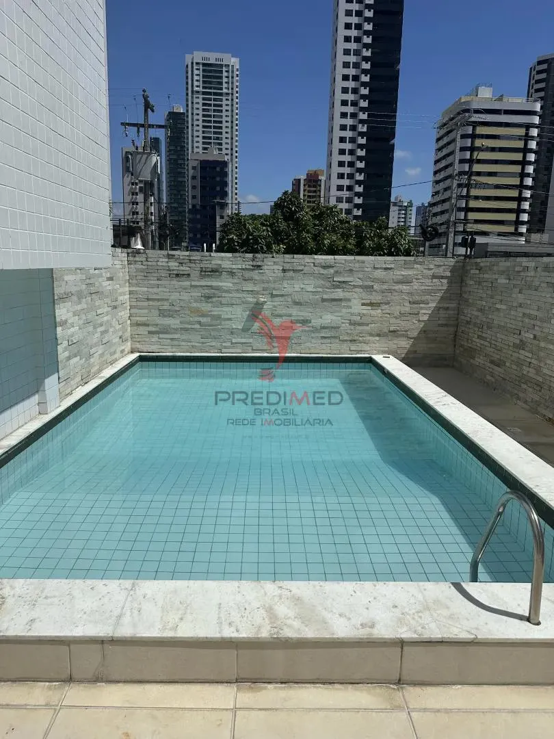 Imagem OPORTUNIDADE . Apartamento com varanda ,em Manaira, para moradia ou investimento