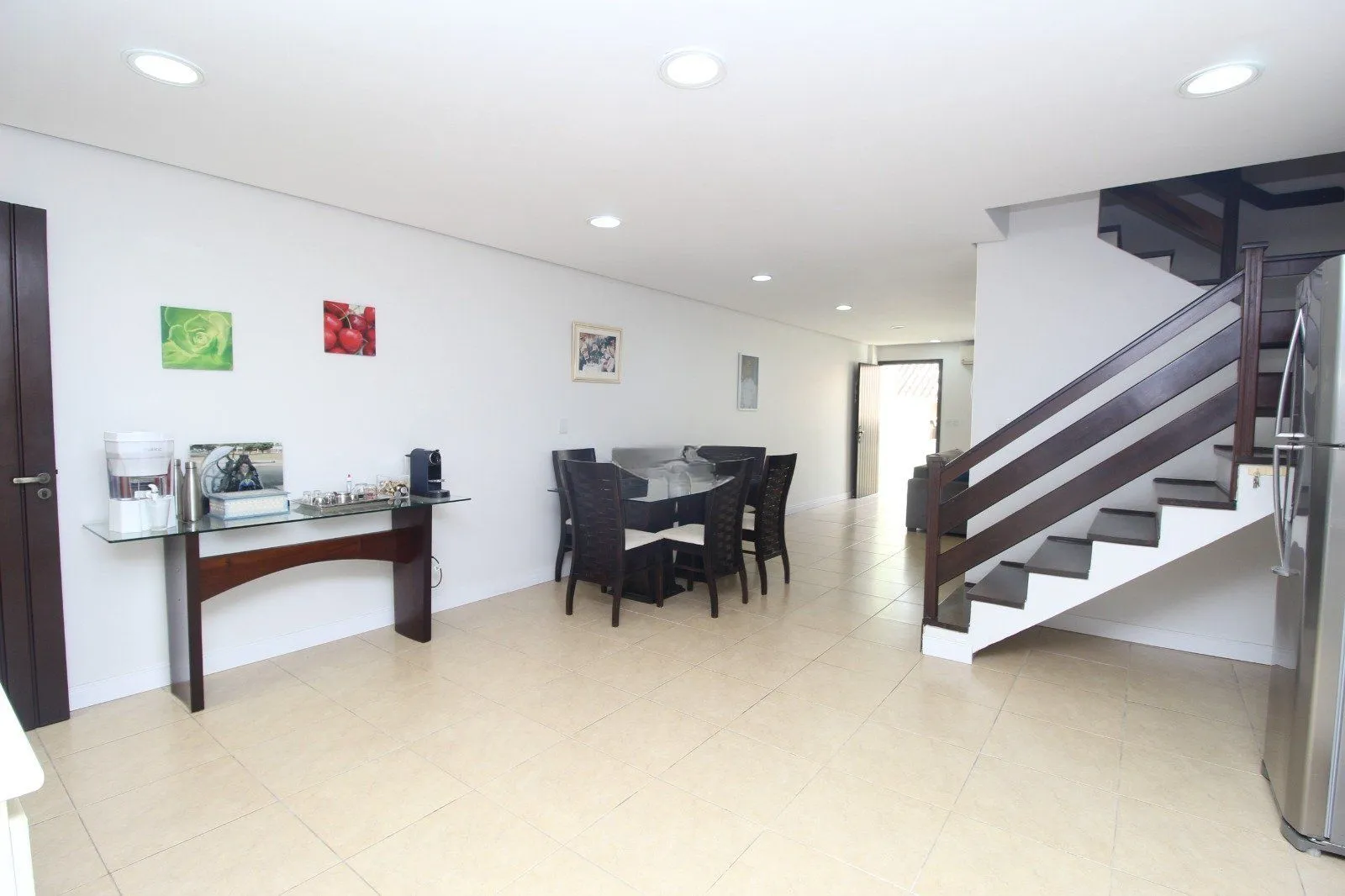 Imagem Casa de 180m² com 3 dormitórios no bairro Ecoville, Porto Alegre