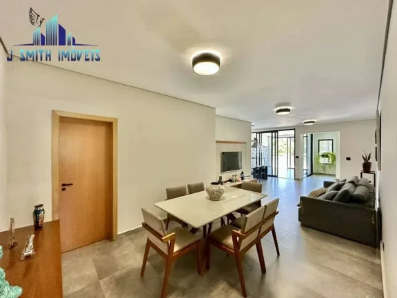 Imagem CASA NOVA, TÉRREA, 3 SUÍTES, PISCINA, ELEVADOR NA GARAGEM. CONDOMÍNIO TOP!