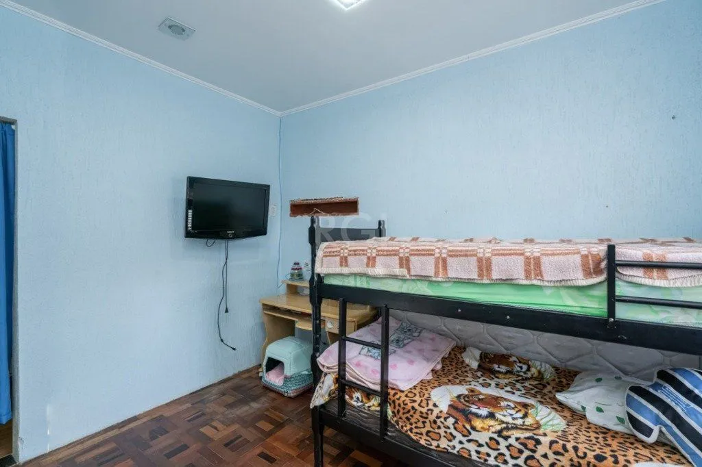 Imagem Casa para Venda - 259m², 4 dormitórios, sendo 1 suites, 4 vagas - Coronel Aparício Borges