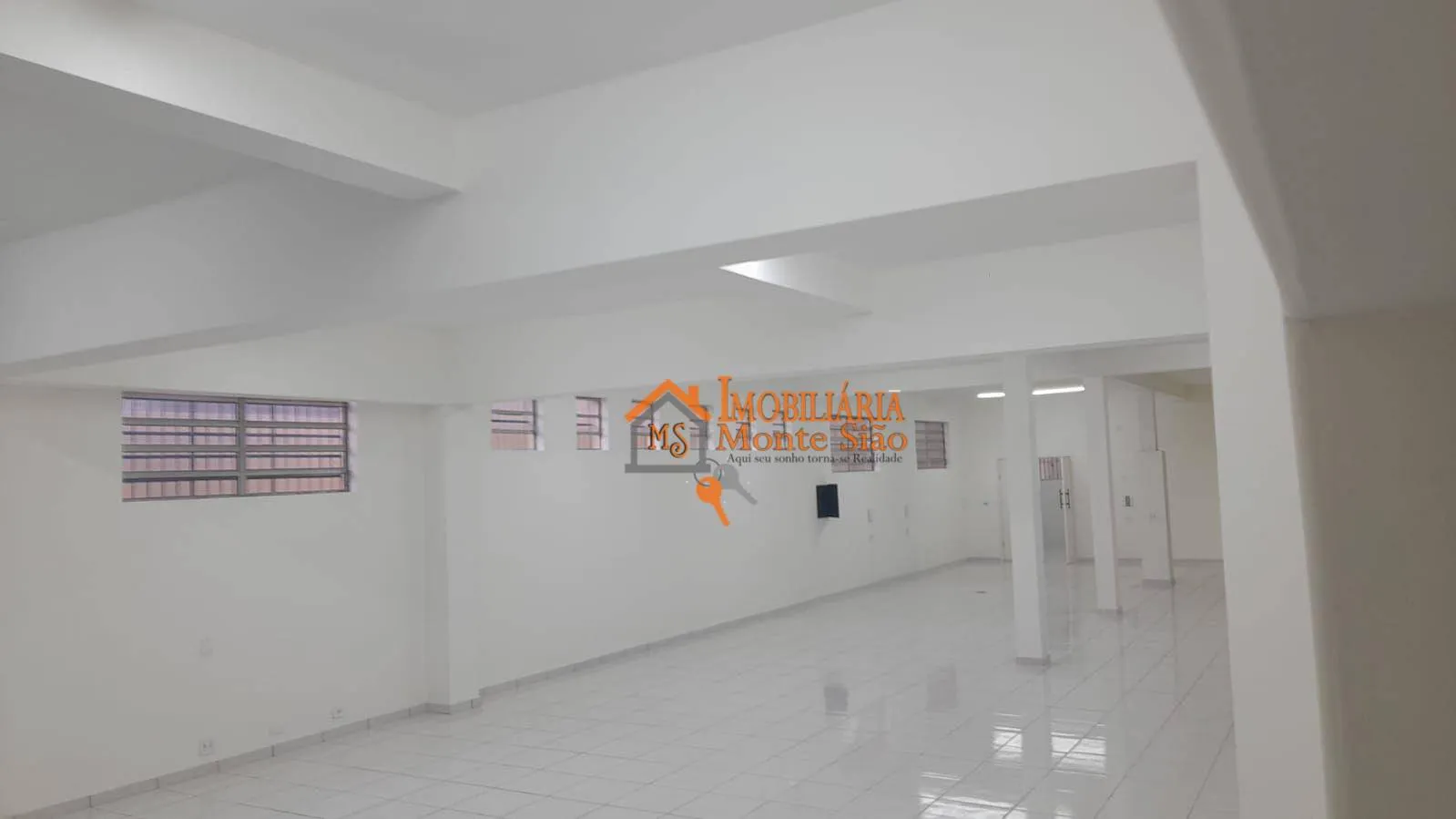 Imagem Galpão à venda, 650 m² por R$ 2.200.000,00 - Jardim Tranqüilidade - Guarulhos/SP