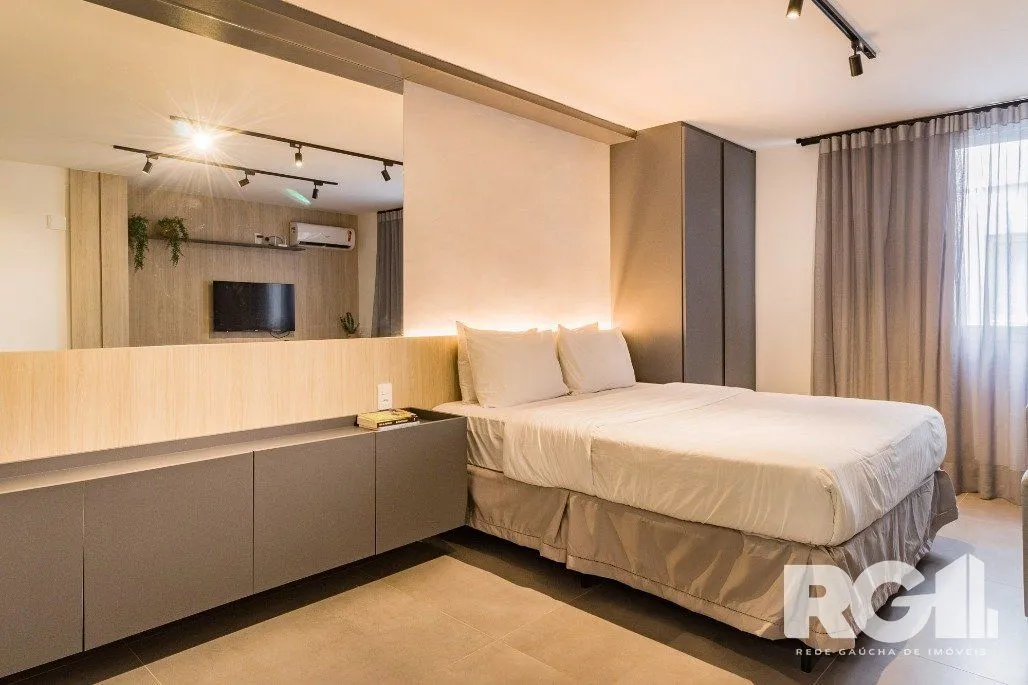 Imagem Studio com localização no Centro Histórico de Porto Alegre, uma das ruas mais charmosas e antigas de Porto Alegre.