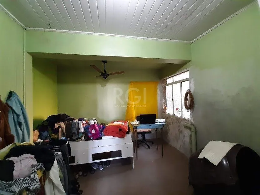 Imagem Casa para Venda - 184m², 4 dormitórios, sendo 1 suites, 5 vagas - Cavalhada