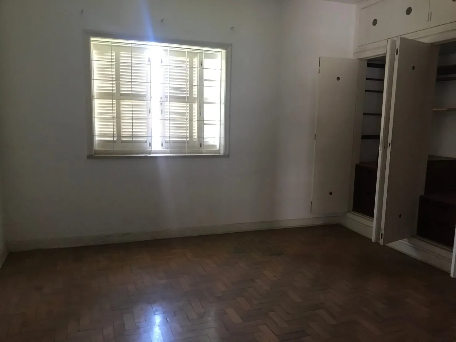 Imagem Casa à venda 4 Quartos, 1 Suite, 2 Vagas, 600.34M², Centro, Pindamonhangaba - SP