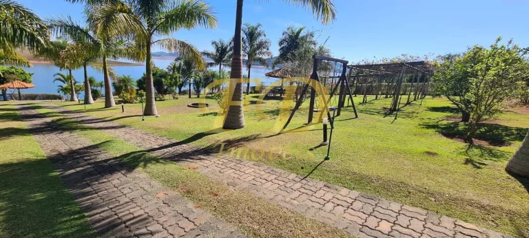 Imagem Chácara de Alto Padrão na Represa / Condomínio Fechado