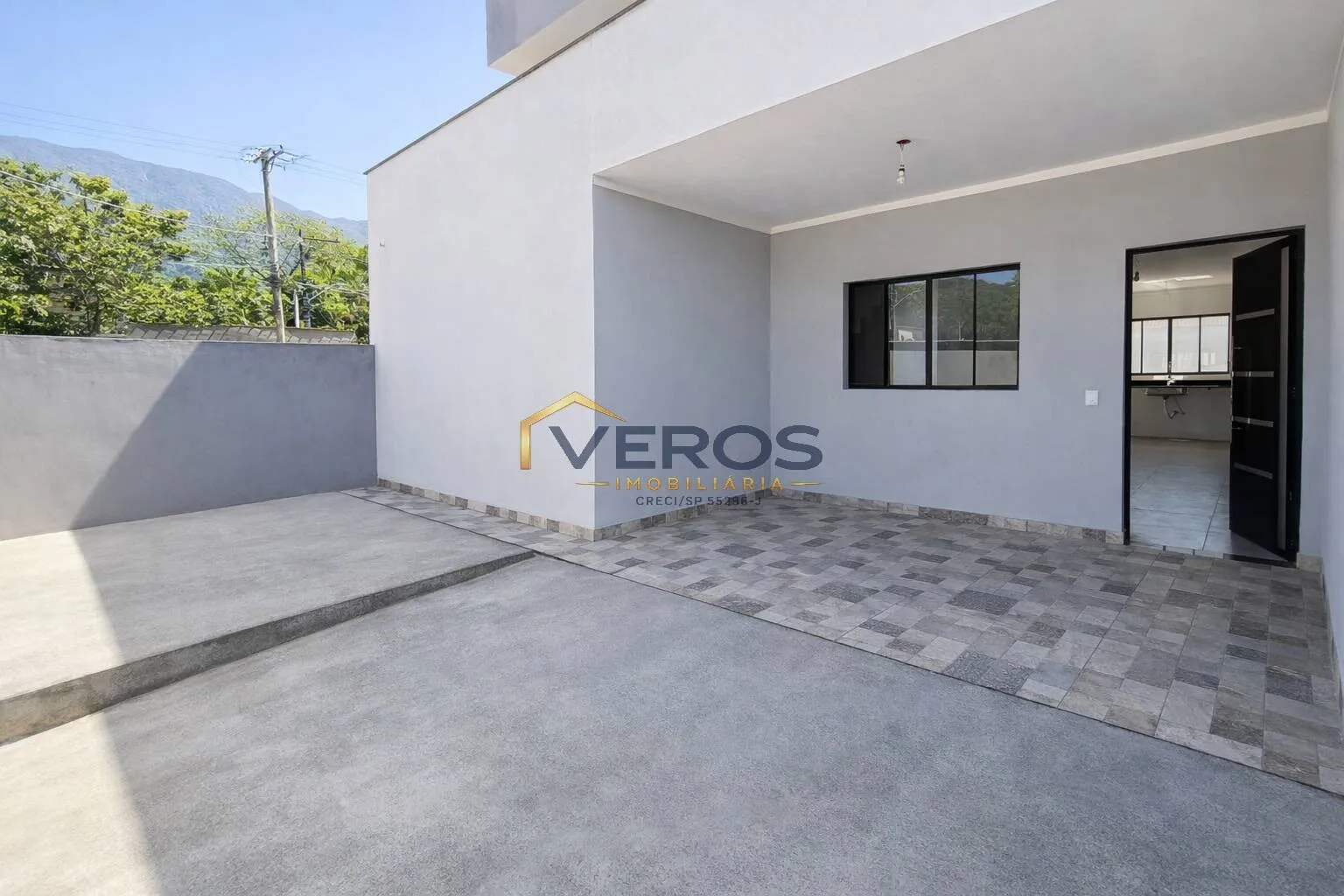 Imagem Casa Nova a venda com 3 quartos perto da praia Massaguaçu em Caraguatatuba