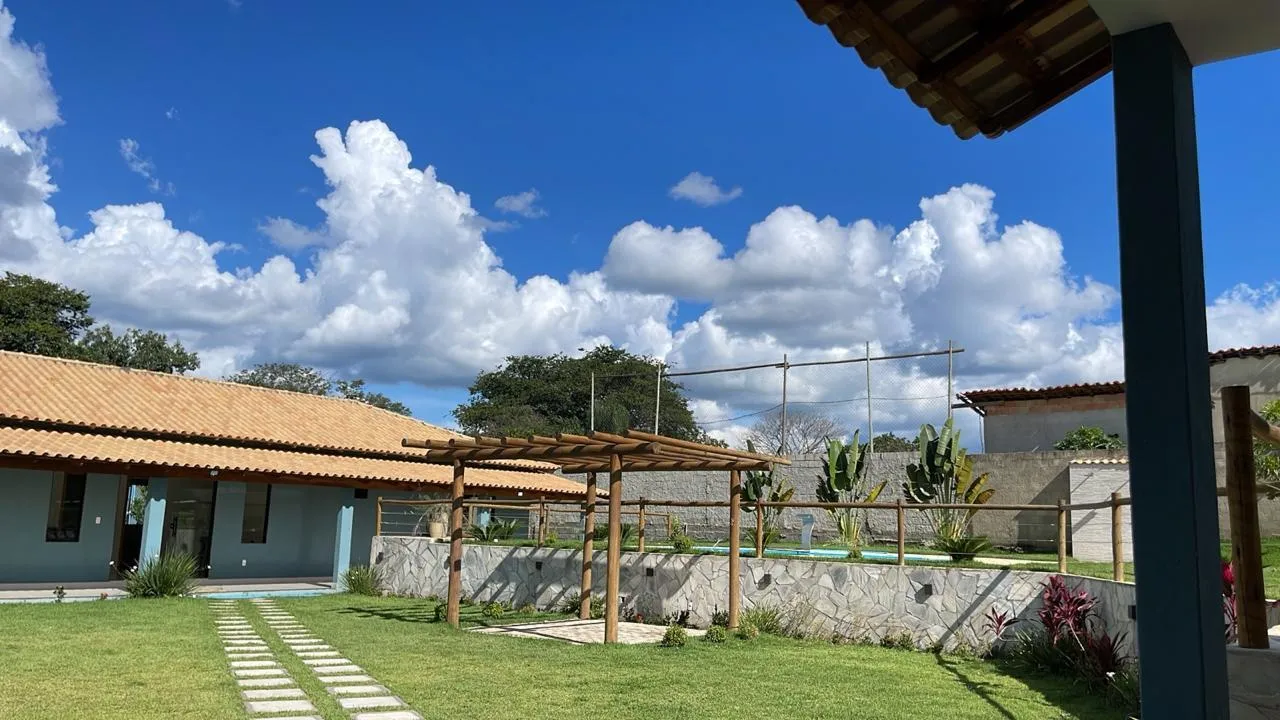 VENDE-SE EXCELENTE CHÁCARA EM ESMERALDAS / com 3.000 m² de terreno