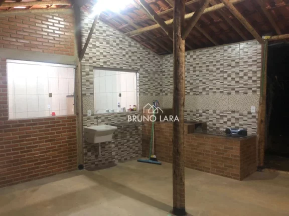 Imagem Sítio com 3 dormitórios à venda, 2520 m² por R$ 550.000,00 - Varginha - Igarapé/MG