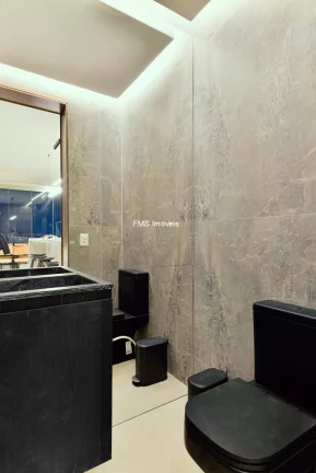 Imagem Apartamento à Venda no Itaim Bibi com 2 Suítes, 2 Vagas, Lindenberg