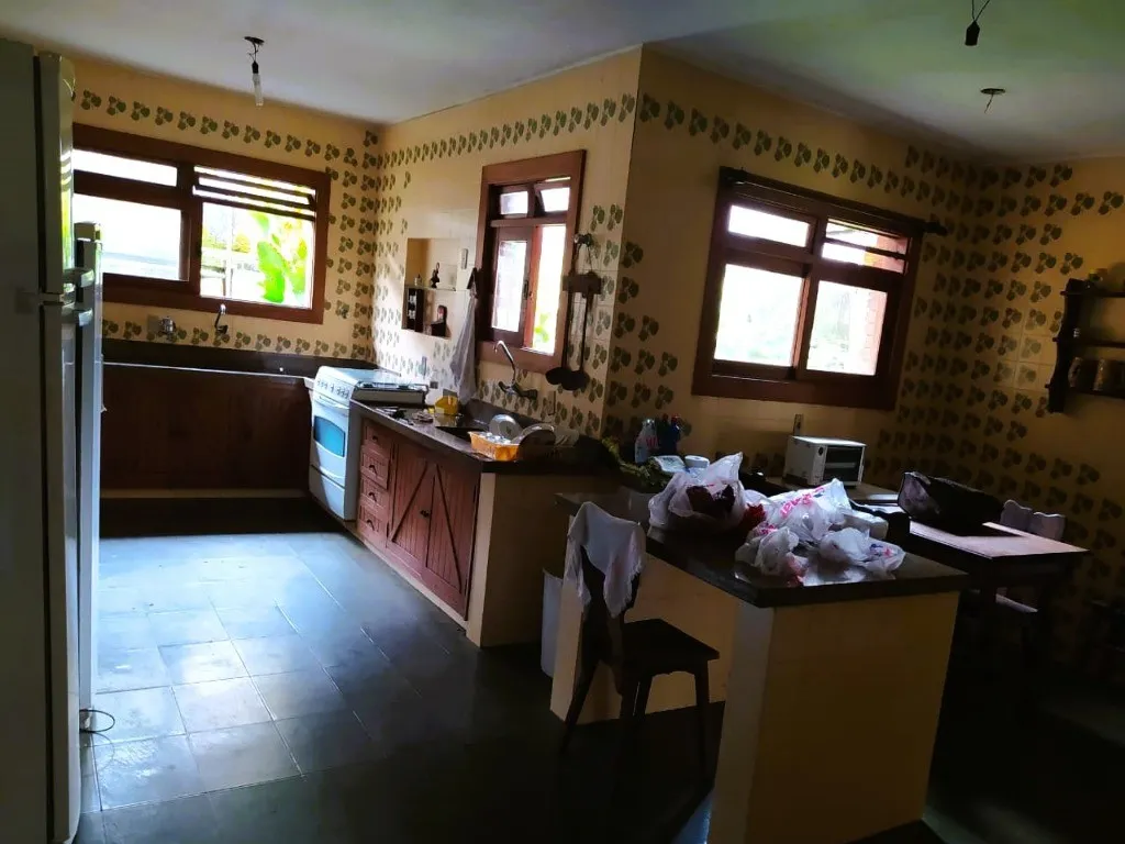 Imagem Comprar casa com 4 dormitórios em Guarujá SP, Casa em condomínio fechado em Guarujá SP