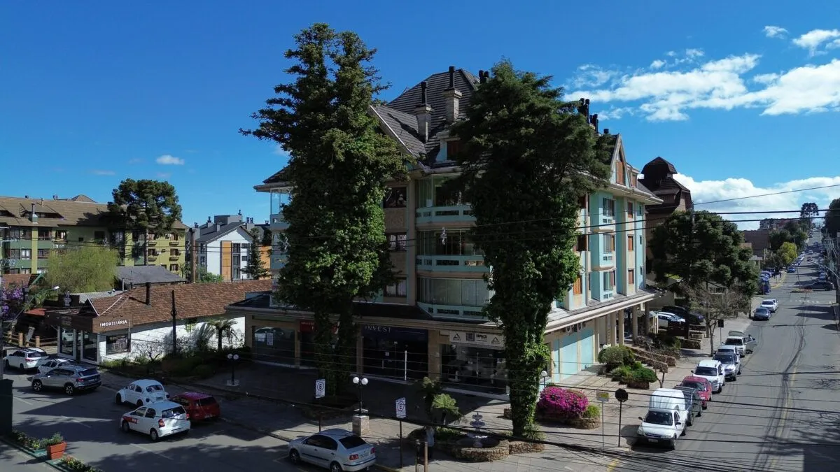 Imagem Apartamento no Centro de Gramado de 2 dormitórios e vaga