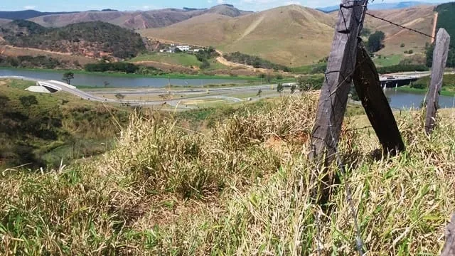 Imagem Chácara à venda Zona Rural, Lavrinhas - SP