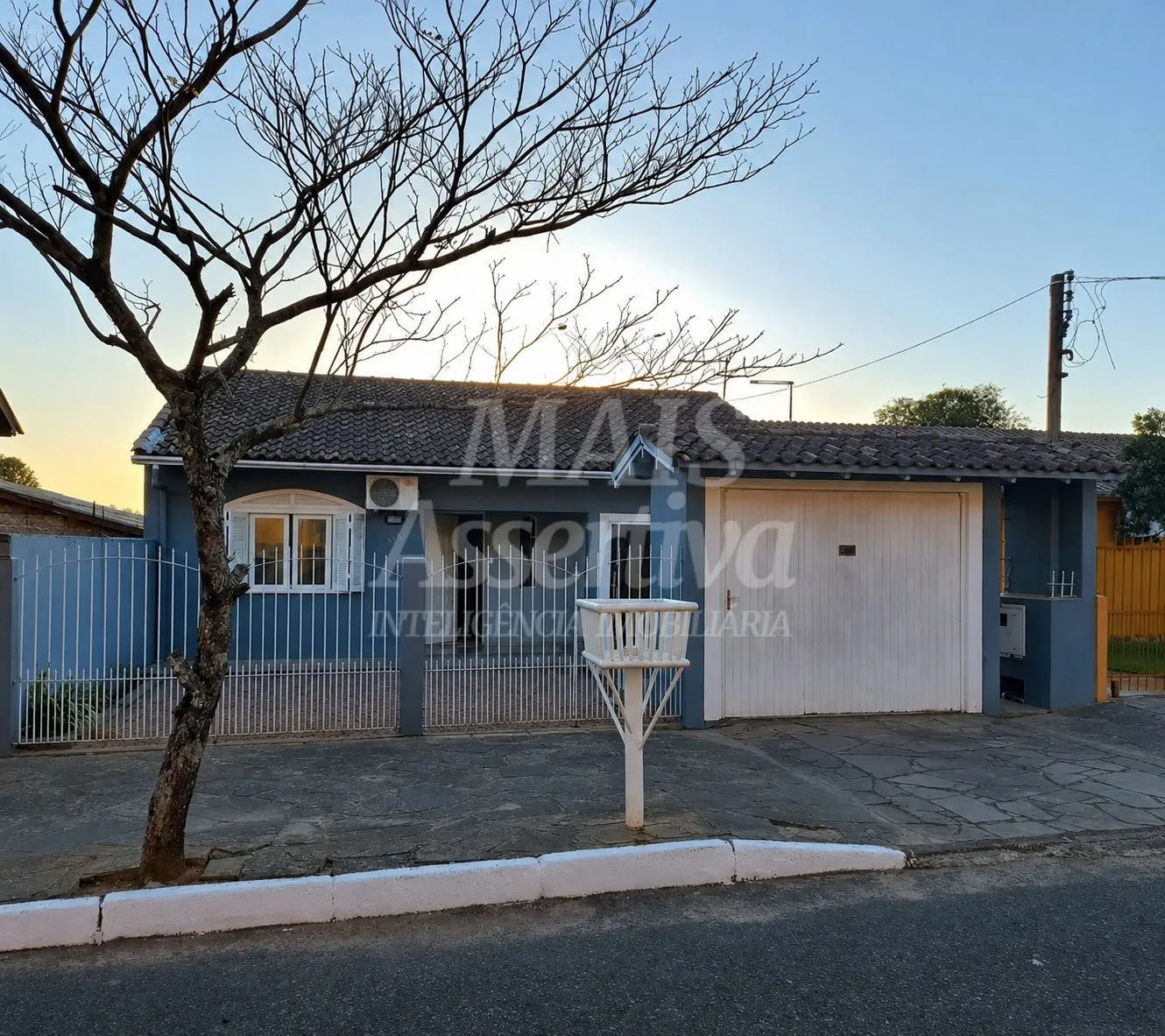 Imagem Casa para venda de 3 dormitórios, bairro Canudos em Novo Hamburgo