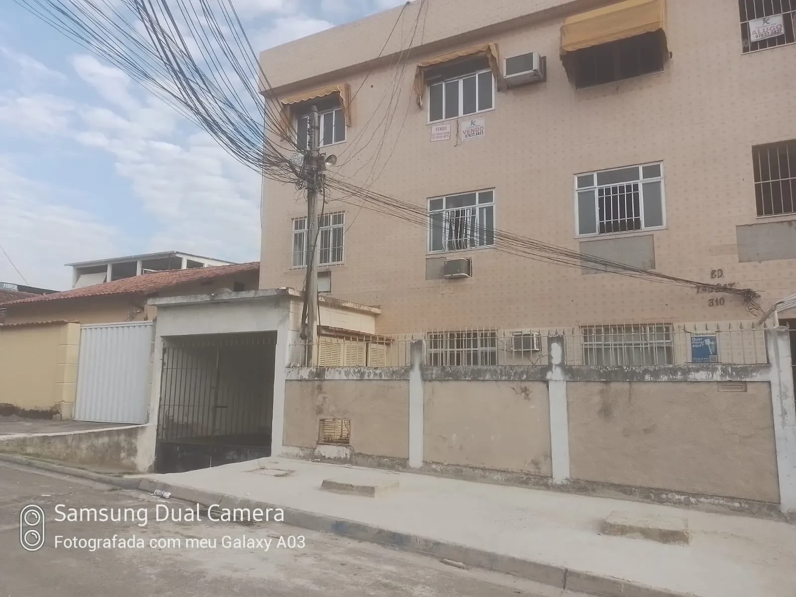 Imagem Apartamento com 2 Quartos à Venda, 70 m² em Trindade - São Gonçalo