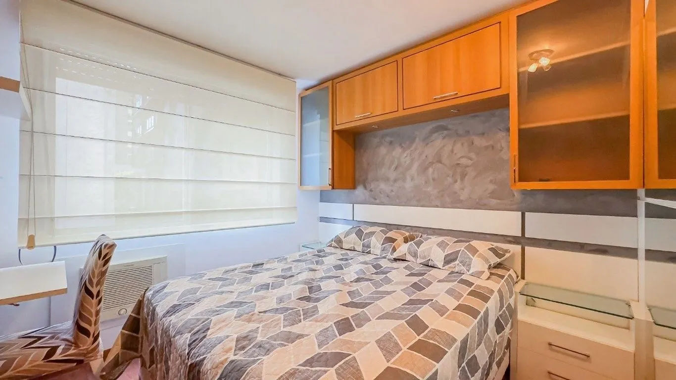 Imagem Vende-se apartamento com 2 quartos, 57m2 e 1 vaga - Boa Vista