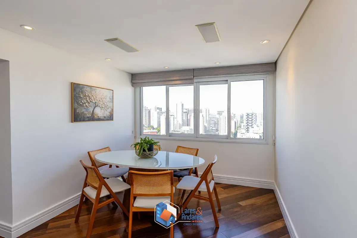 Foto do imóvel Apartamento para venda em Cerqueira César com 2 quartos, 80m² em Rua Lisboa