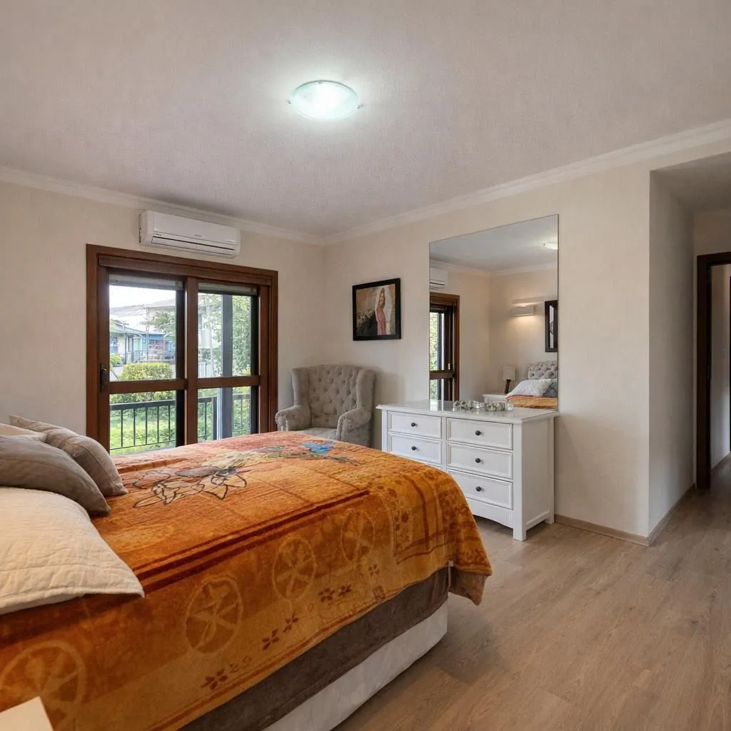 Imagem Luxuosa Residência no Cantegril | 4 Dormitórios, 3 Suítes, 273m² e 8 Vagas