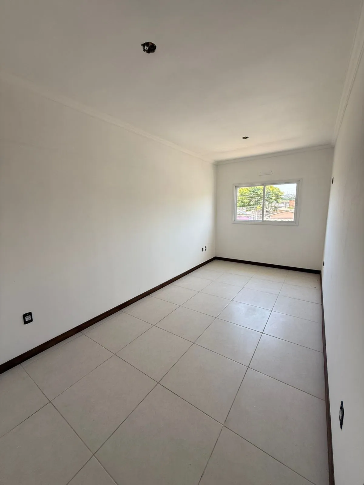 Imagem Casa nova em condominio a venda em Porto Alegre