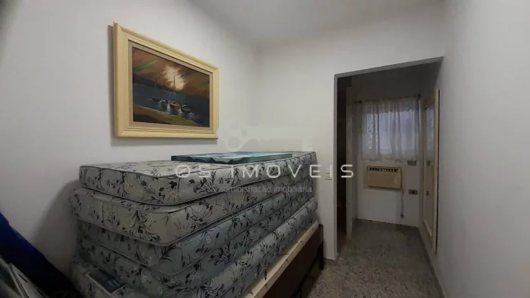Imagem Apartamento à venda na Praia da Enseada com 4 dormitórios e 2 suítes