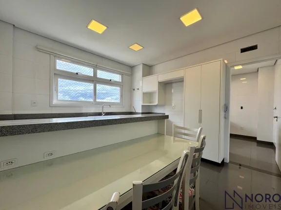 Imagem Apartamento andar inteiro, 200,24m² privativo, 3 suítes, 360º de vista panorâmic
