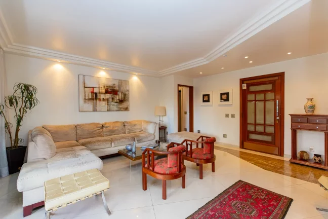 Foto do imóvel Apartamento à venda em São Paulo, Moema, com 4 quartos, 200m2 em Rouxinol