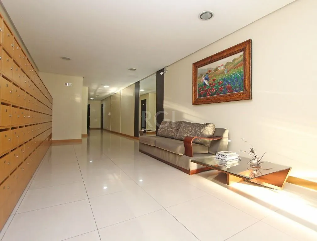 Imagem Apartamento para comprar com 2 dormitórios, 66,86 m² por R$ R$ 669.500,00 - Petrópolis - Porto Alegre/RS