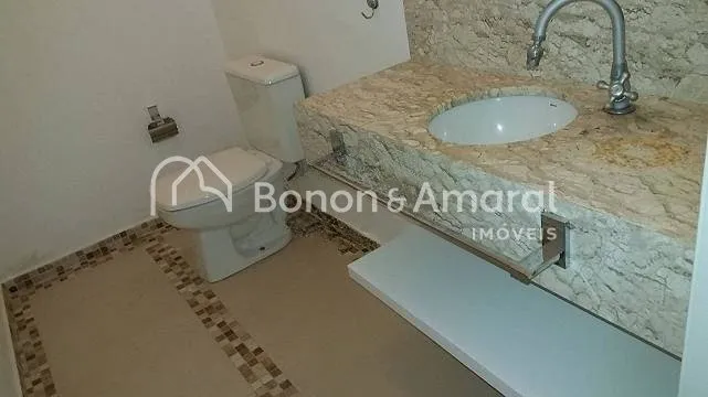 Imagem Casa de Condomínio com 420m² e 4 quartos
