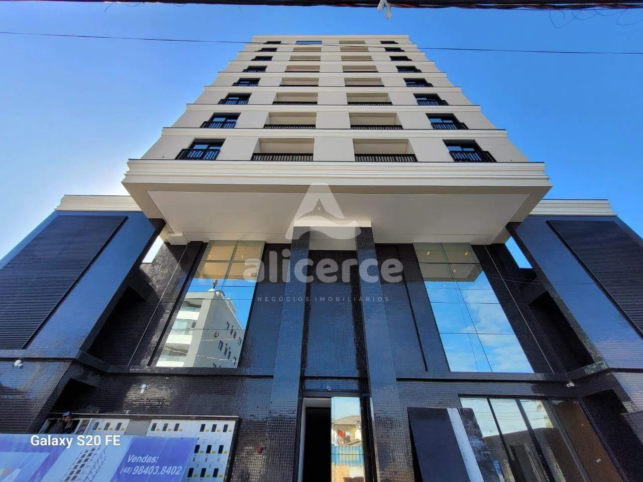 Imagem Apartamento à venda com 03 dormitórios e 01 suíte,no Jardim Eldorado - Palhoça.