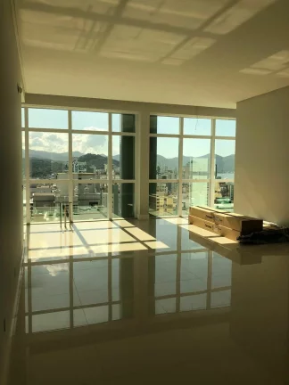Imagem Cobertura Duplex, 5 dormitórios(5 S), 417m2 - Meia Praia - Itapema/SC
