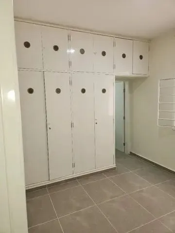 Imagem Comercial à venda 4 Quartos, 3 Suites, 2 Vagas, 300M², Vila Paraíba, Guaratinguetá - SP