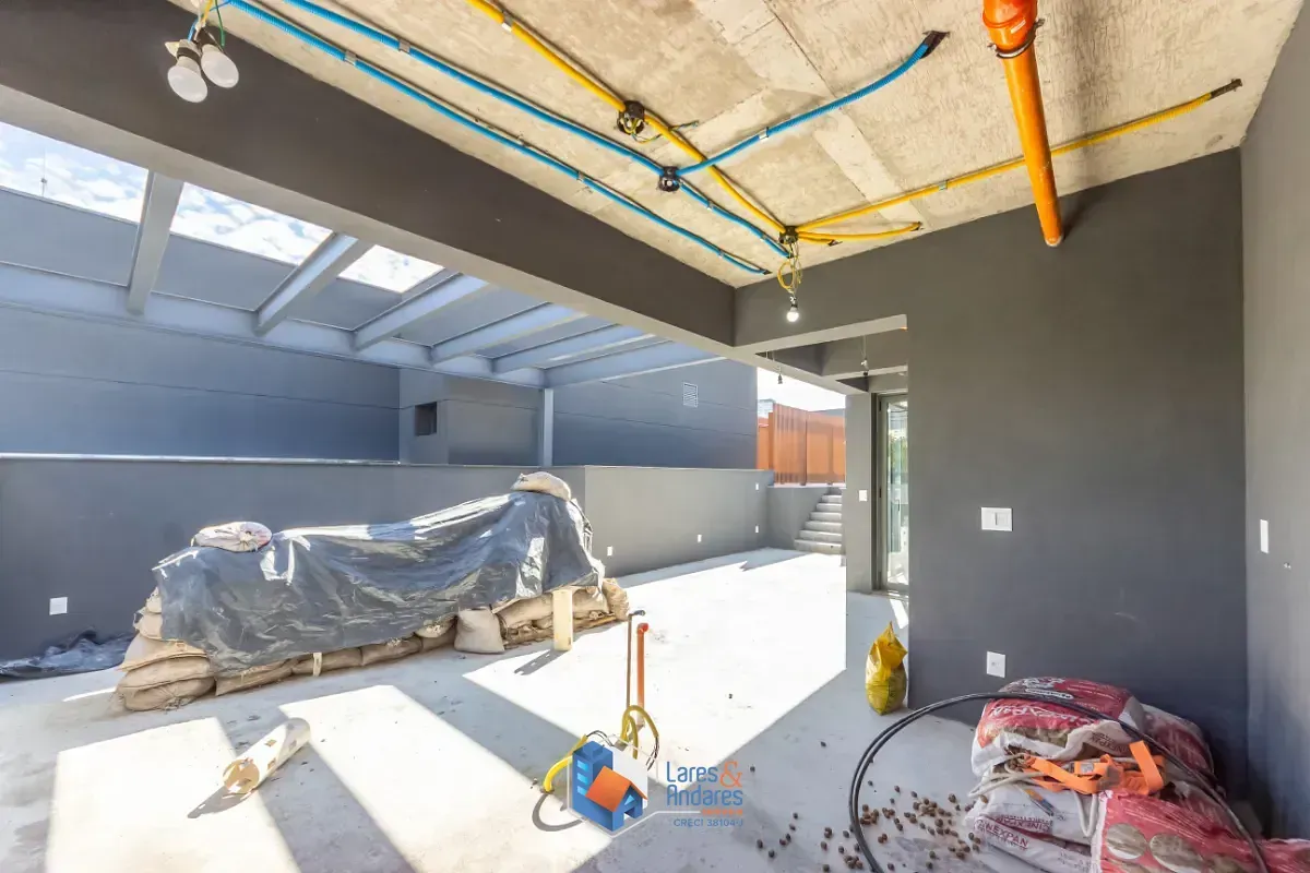 Imagem Casa no condomínio Casa Jardim Kansas para venda com 3 quartos, sendo 3 suítes, 534m²