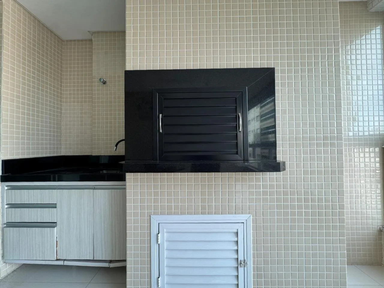 Imagem Apartamento à venda com 180m2 por R$ 2.300.000,00
