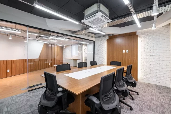 Imagem Conjunto comercial com 180m² e 20 posições de trabalho na Vila Olímpia.