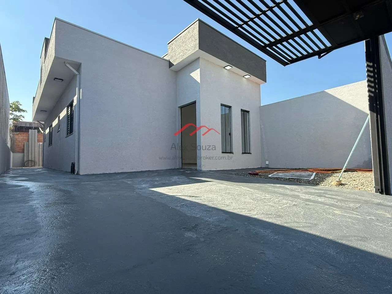 Foto do imóvel Casa para Venda em Hortolândia, Parque Bellaville, 2 dormitórios, 1 suíte, 1 banheiro, 2 vagas