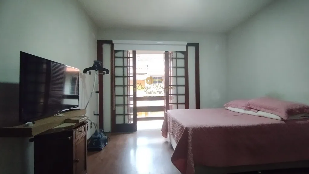 Imagem Casa em Condomínio para Venda em Teresópolis / RJ no bairro Alto