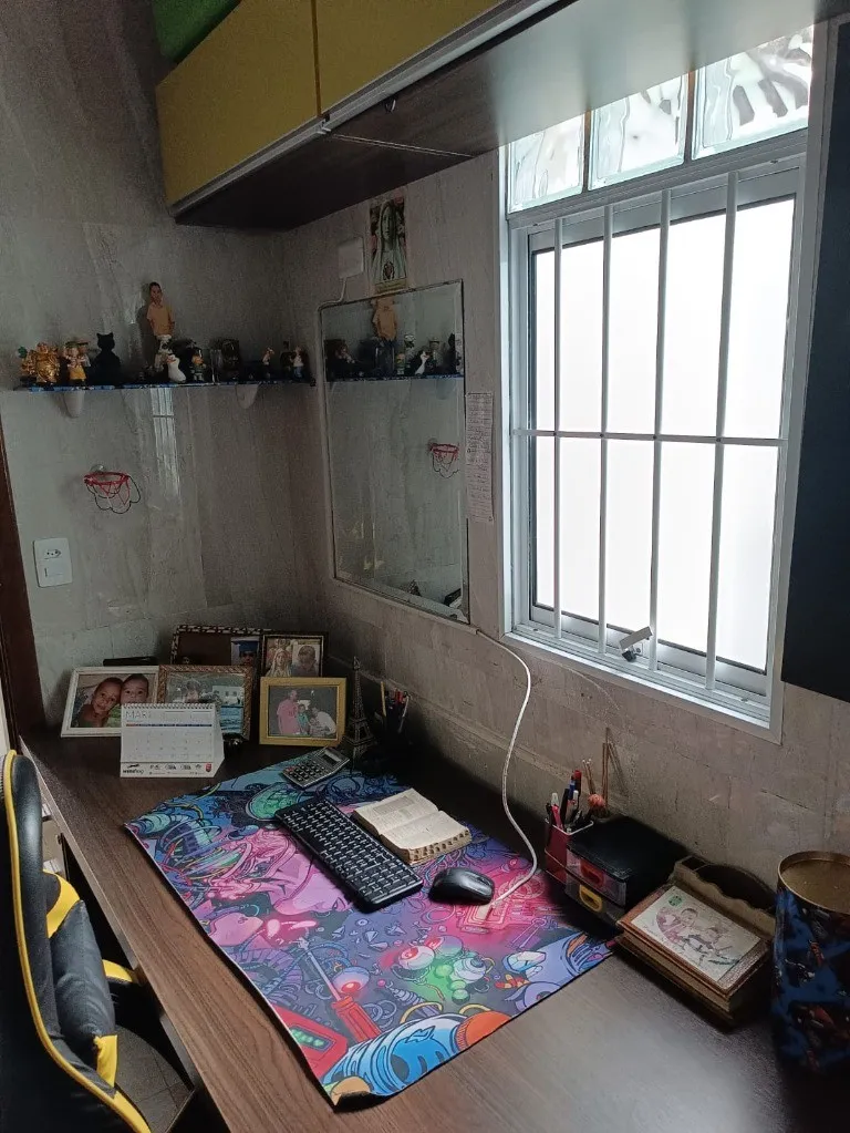 Imagem Sobrado à Venda em Santo André-SP, Bairro Casa Branca: 3 Quartos, 1 Suíte, 2 Banheiros, 2 Vagas e 120m² de Área