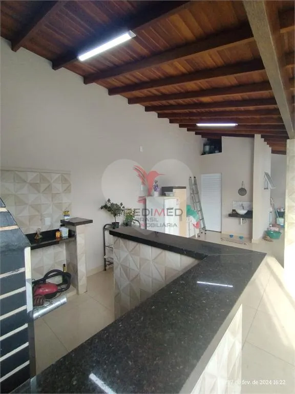 Imagem Casa de 3 quartos, 191m² no bairro Jardim Monte Azul, em Lençóis Paulista