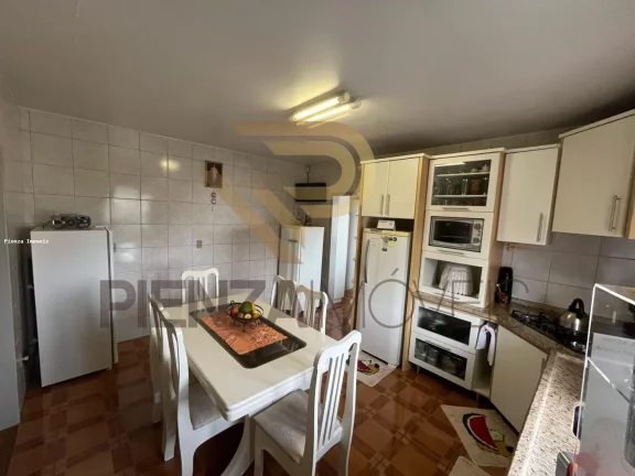 Imagem Casa para Venda em Concórdia, Guilherme Reich, 3 dormitórios, 1 suíte, 2 banheiros, 5 vagas