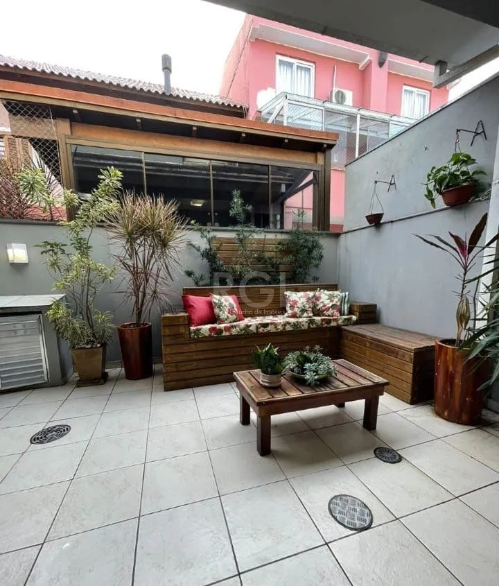 Imagem Casa Condominio para Venda - 144m², 3 dormitórios, sendo 3 suites, 4 vagas