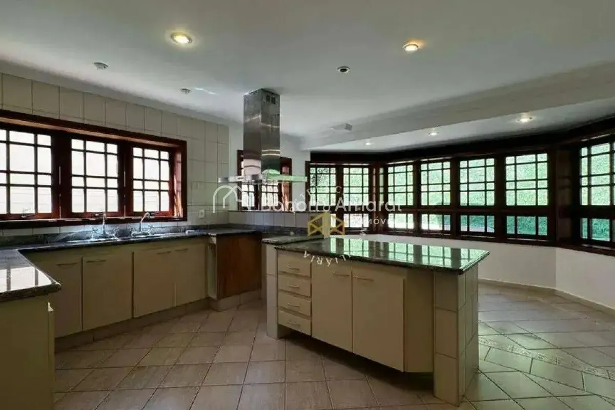 Imagem Casa em Condomínio à venda, 04 suítes, salas integradas, 393 m² Sítios Recreio Gramado