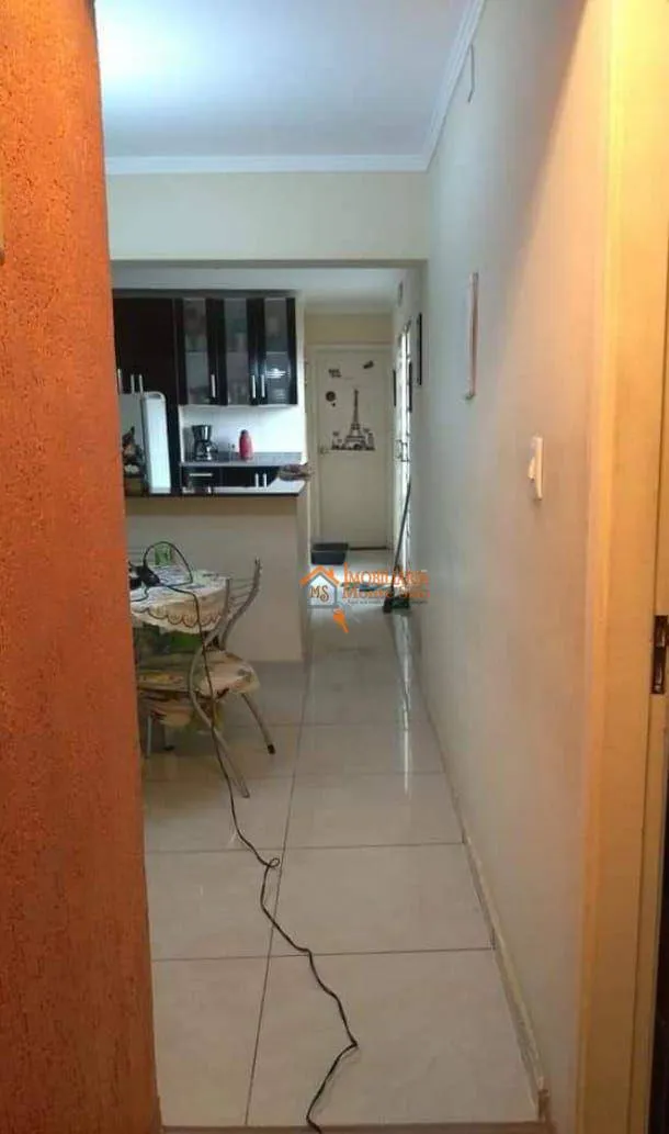 Imagem Sobrado com 3 dormitórios à venda, 140 m² por R$ 570.000,00 - Jardim São Roberto - Guarulhos/SP