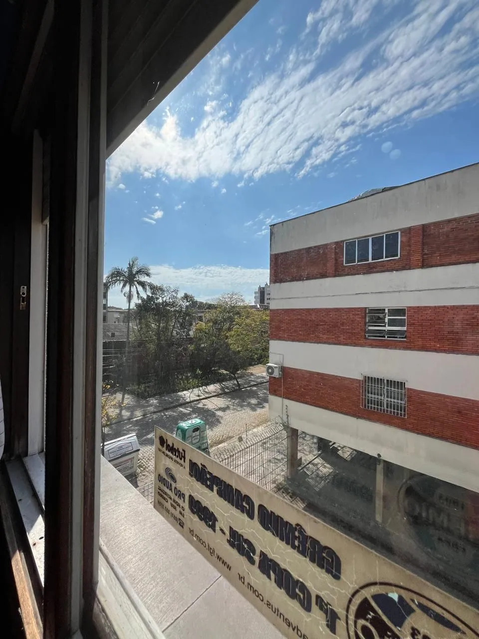 Imagem Apartamento 2 dormitórios, 1 vaga coberta no bairro Menino Deus.